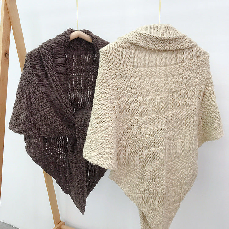 Good With Air-conditioning Triangle To Keep WarmWith Scarf Outside