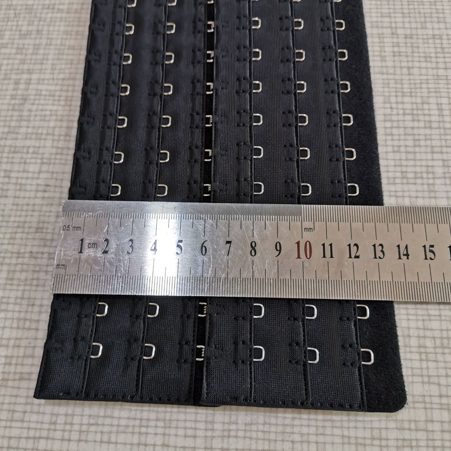 Natural rubber belt