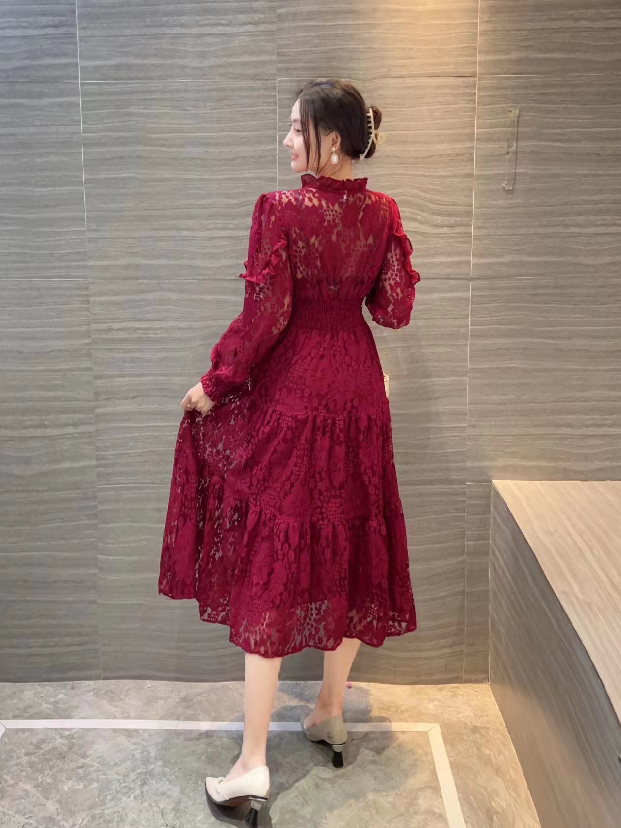 Women's Long Sleeved Lace Dress