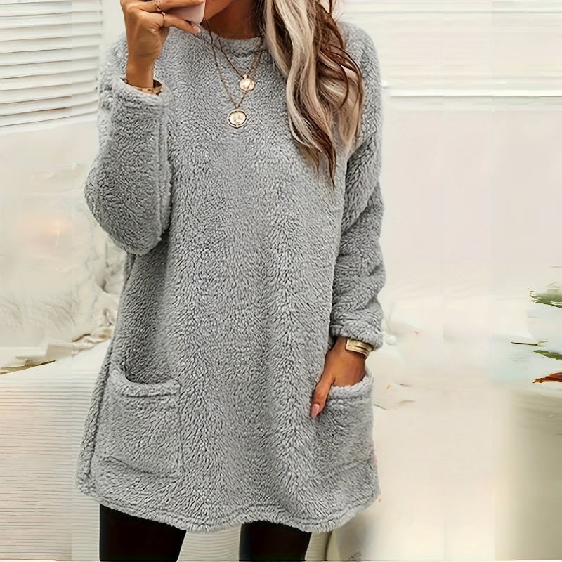 Women's Long Sleeved Pocket Plush Hoodie T-shirt