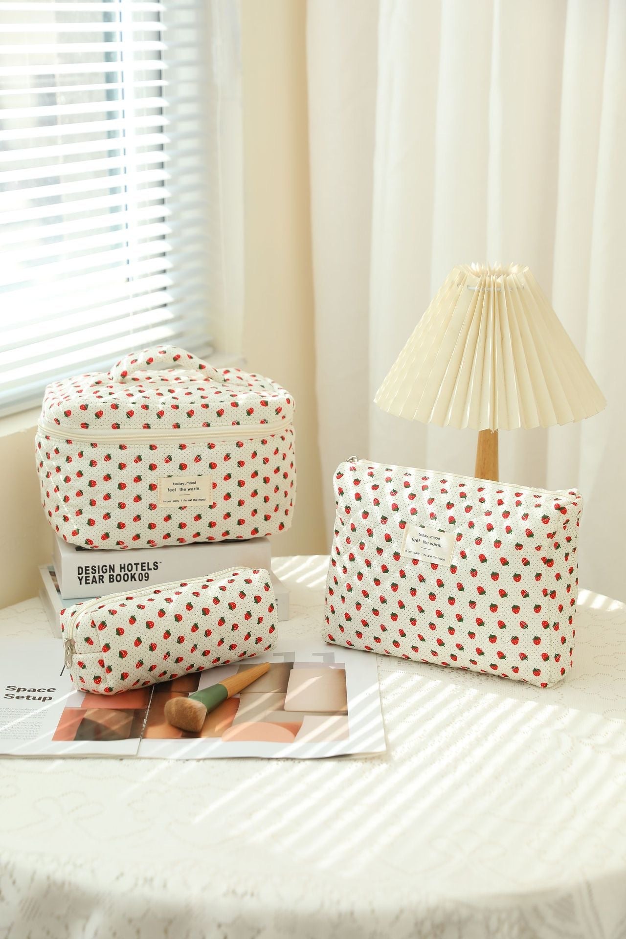 Small Floral Storage Portable Cosmetic Bag Large Capacity