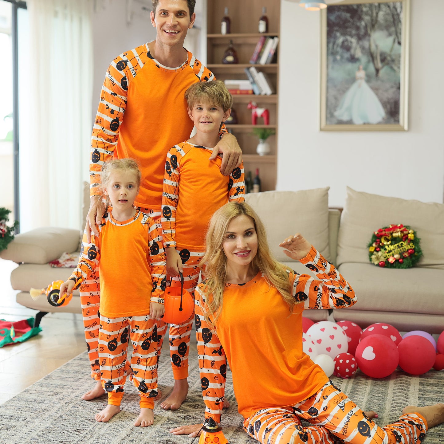 Set Cartoon Animation Home Service Parent Child Wear