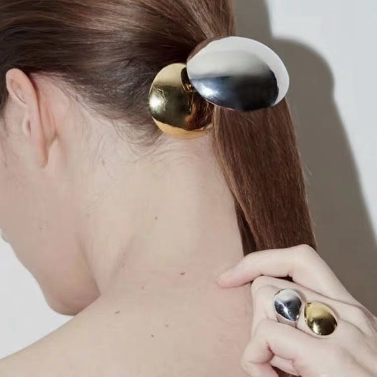 Europæisk og amerikansk mode metal æggeskal hårstyling minimalistisk design ovalt skjold fjederclips til hår