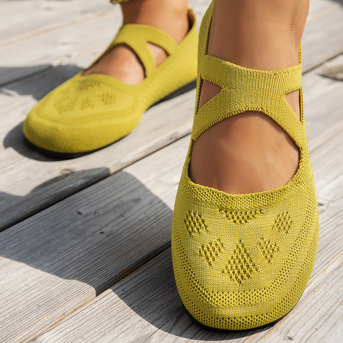 Round-toe Solid-color Fashionable Flat Casual Shoes For Women