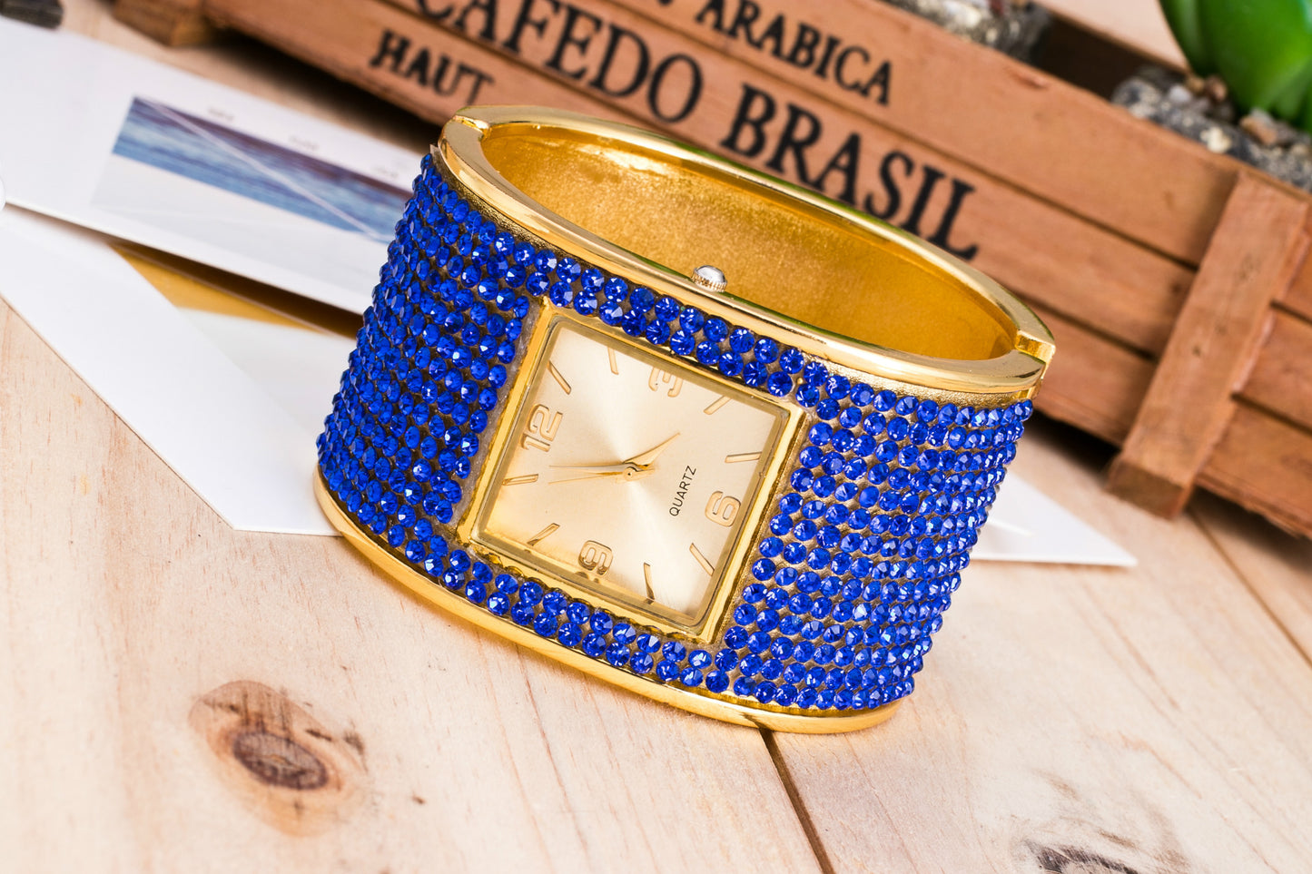 Diamantbesat modeur