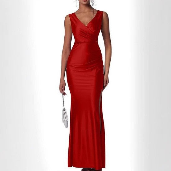 Elegant Solid-color Satin Dress With A Slit