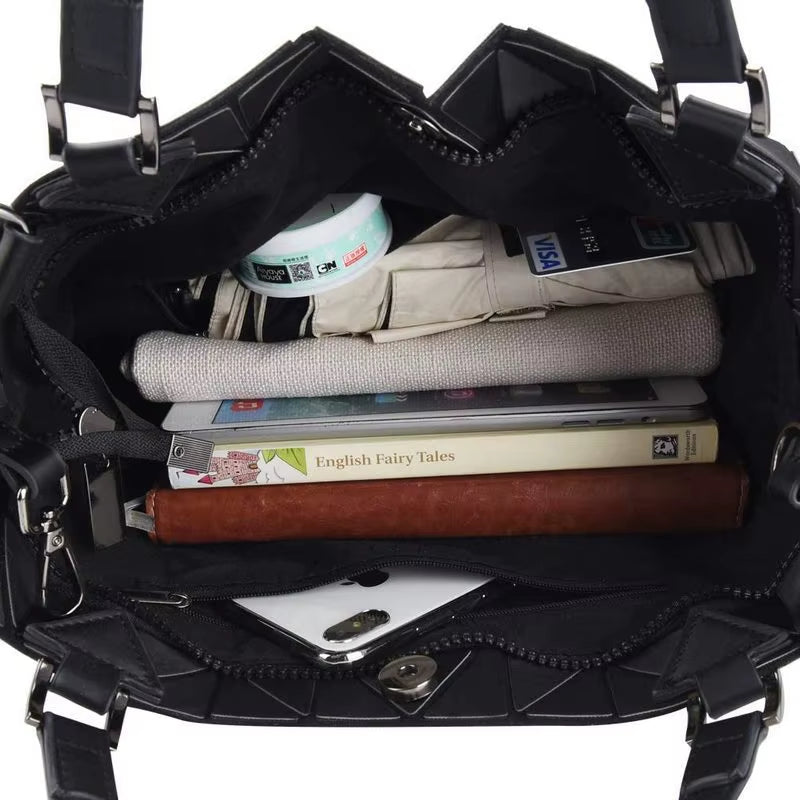 Luxury Designer Bucket Handbag for Women - Fashion Tote, Messenger, and Crossbody Bag in Black