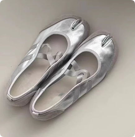 Split-toe Pig Hoof Shoes Mary Jane Ballet Style