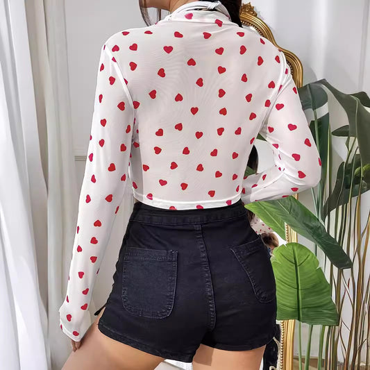 Elegant Mesh T-shirt med blomsterprint, hjerteudskæring og lange ærmer