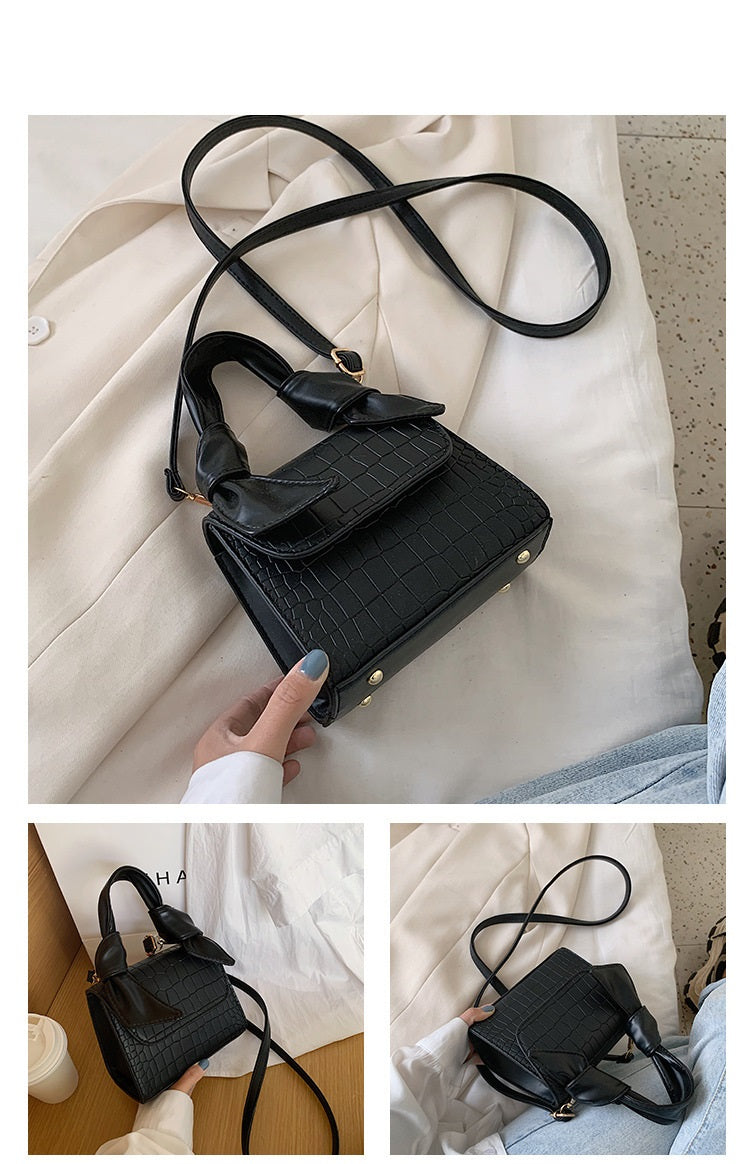 Women's Portable Shoulder Bag Fashion Cross-body Small Square Bag