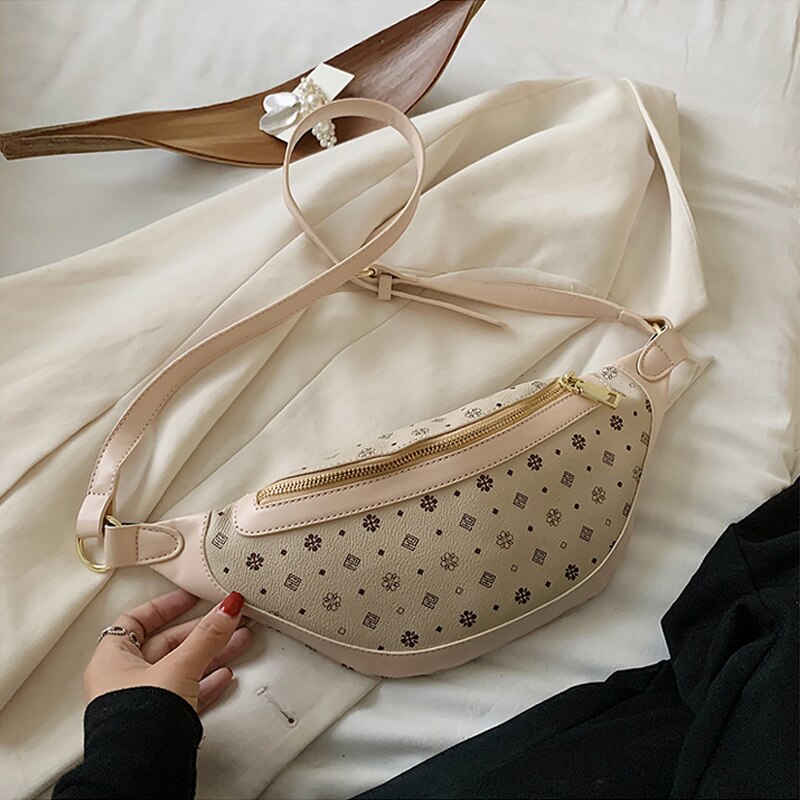 Niche High-end Western-style Print Messenger Bag