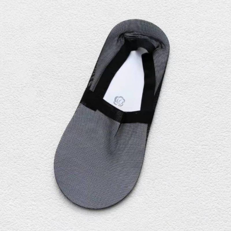 Women's Cotton Bottom Silicone Non-Slip Solid Color Boat Socks