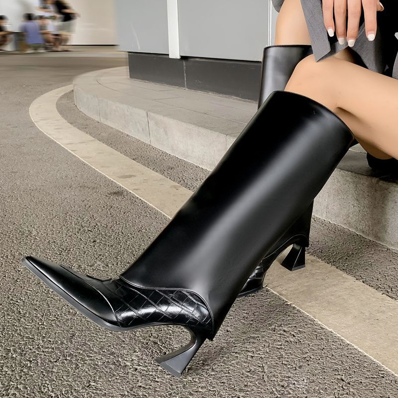 Slim Rhinestone Fringed Cowhide Trousers Boots