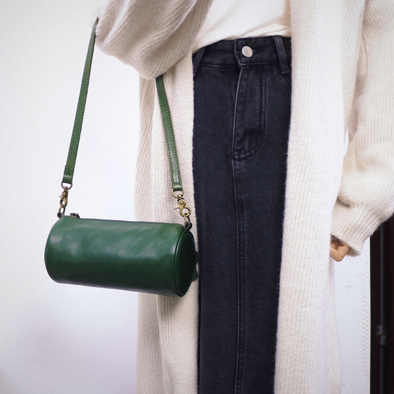 Top Layer Cowhide Leather Single-shoulder Bag Wide Shoulder Strap Round Bag