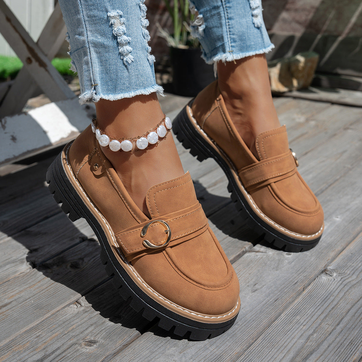 Buckle Thick Bottom Low Cut Round Head Pumps
