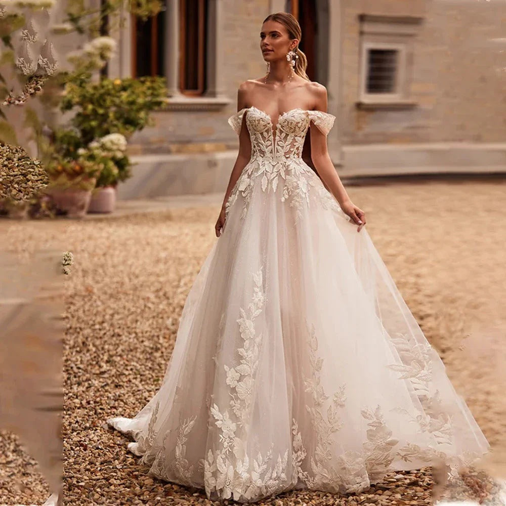 Light-luxury White Off-the-shoulder Bridal Wedding Gown With A Small Train