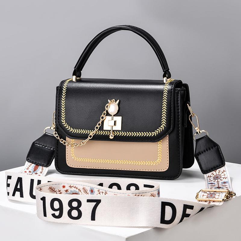Wide Shoulder Strap Embroidery Thread Contrast Color Large Capacity Shoulder Bag