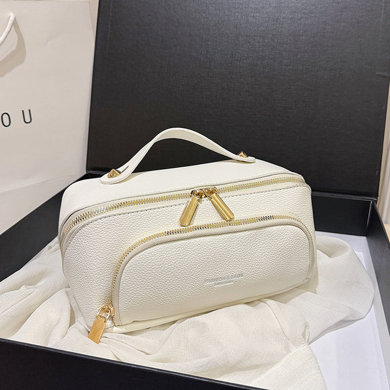 High Quality Convenient New Waterproof Large Portable Cosmetic Bag