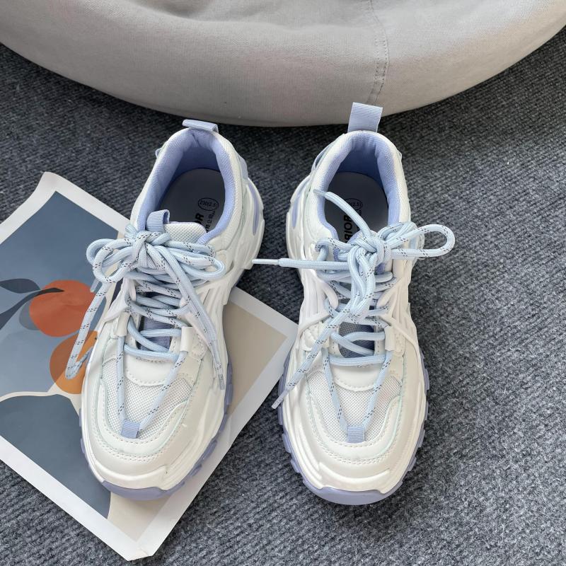 Net Celebrity Street Shooting Tianshui Blue Sneakers