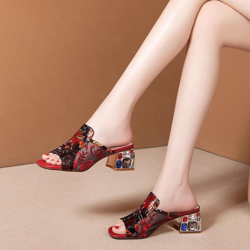 Ethnic Wind Rhinestone Mid-heel Mesh Slippers