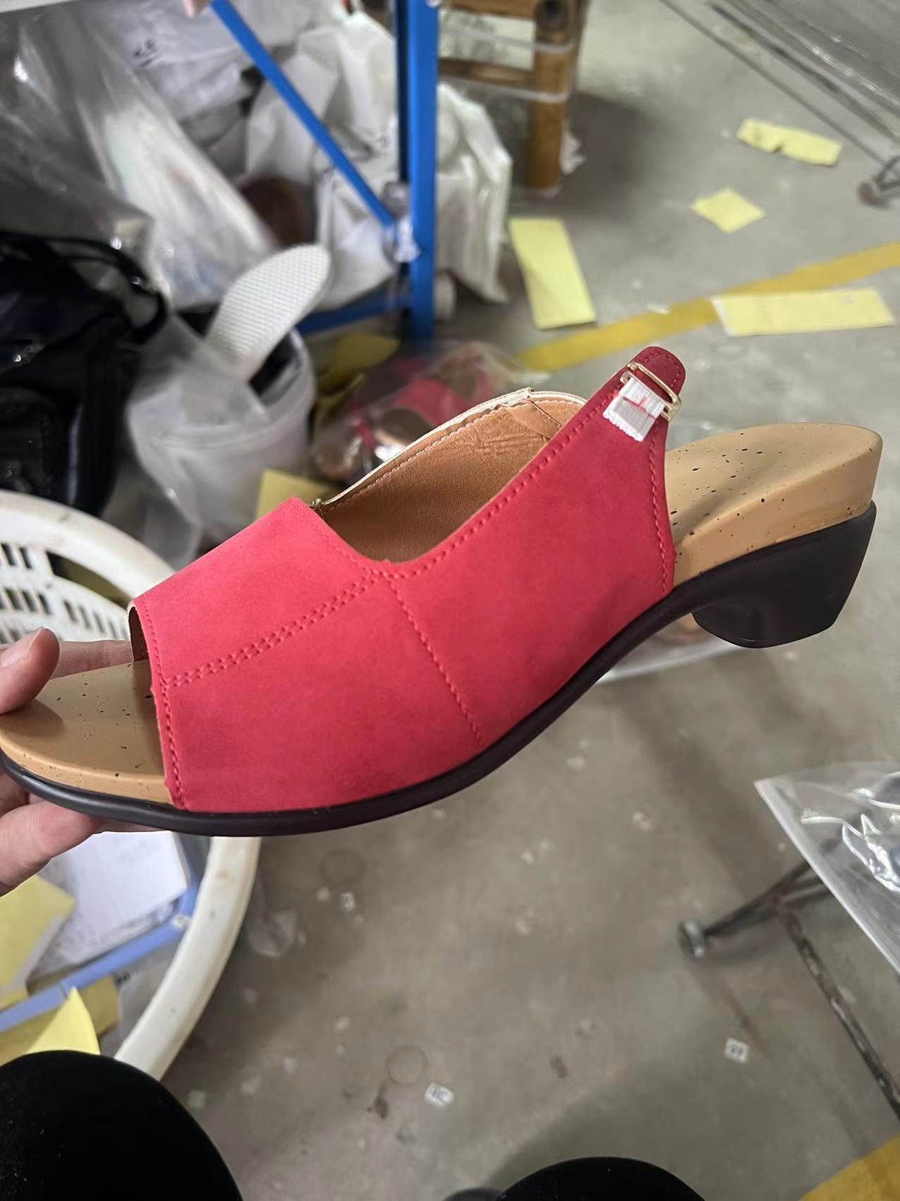 Summer New Style Fish Mouth Buckle Thick Heel Large Size Fashion Sandals
