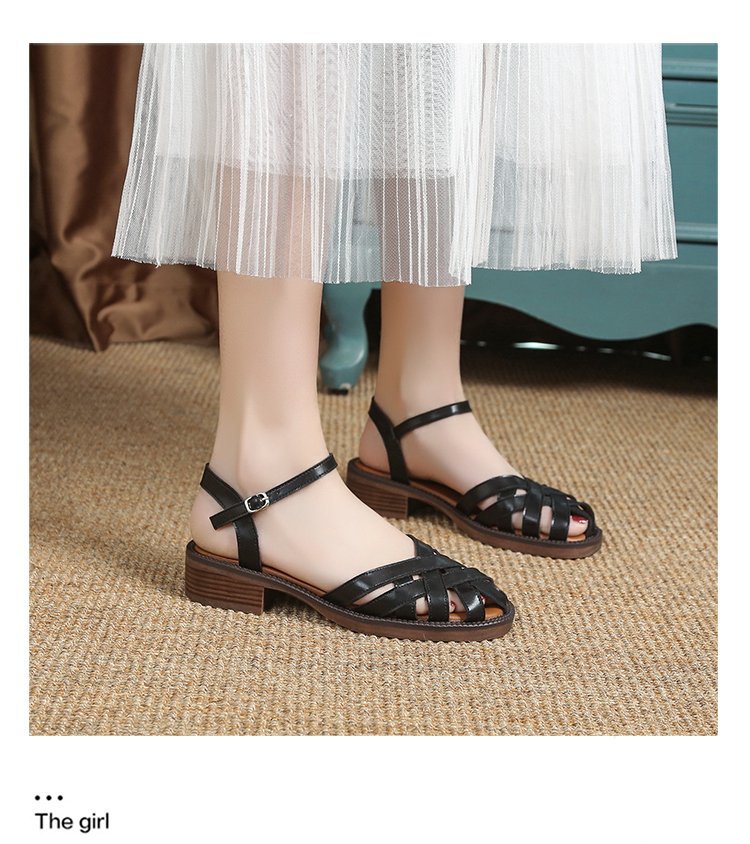 Women's Closed Toe Buckle With Thick Bottom Hollow Out
