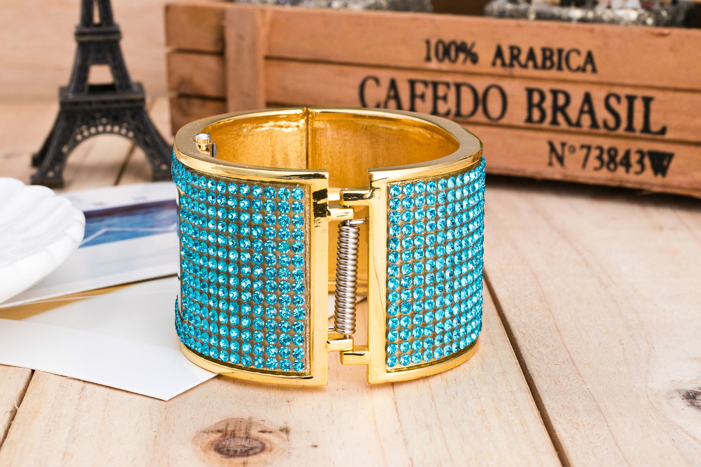 Diamantbesat modeur