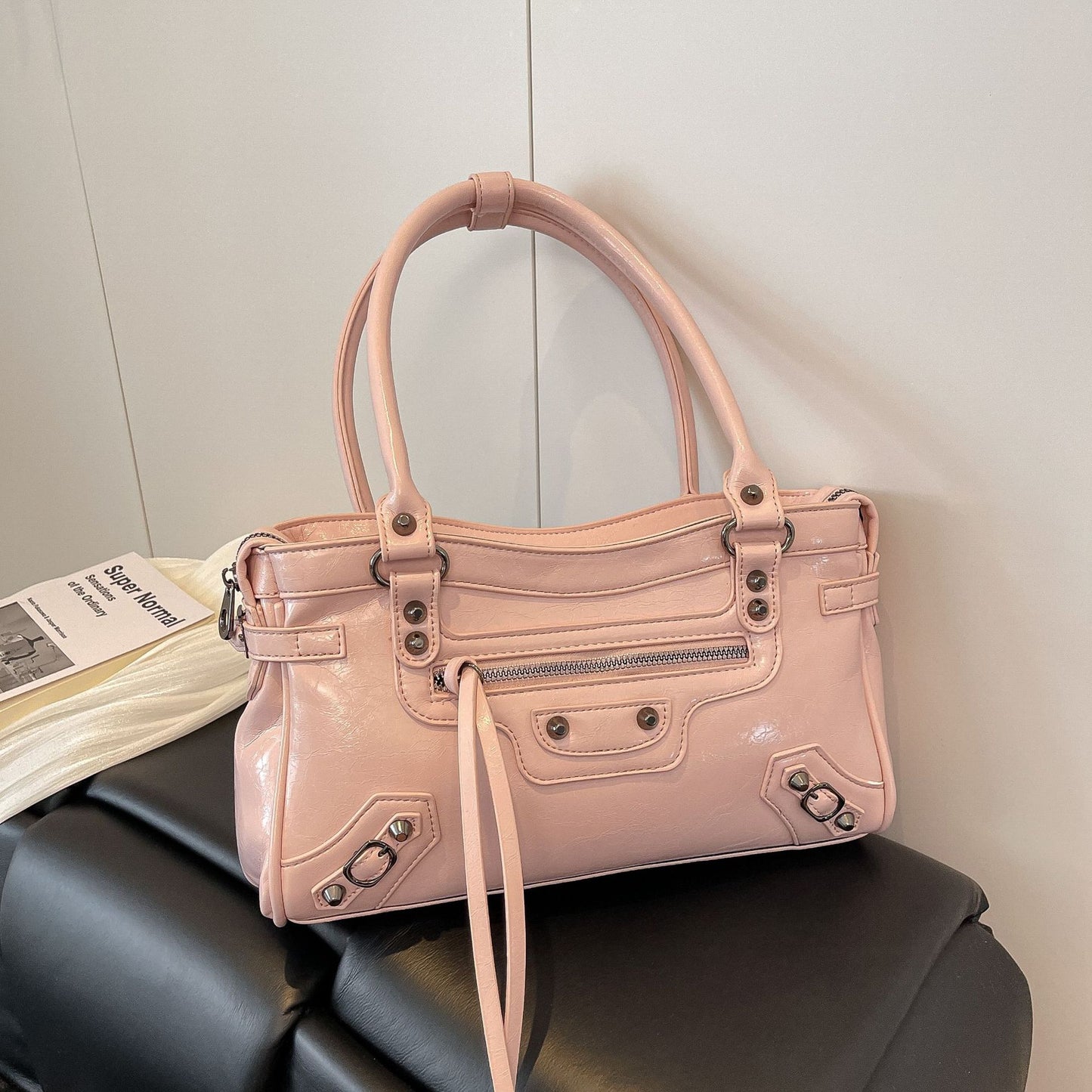 Women's Textured Rivet Single Shoulder Underarm Bag