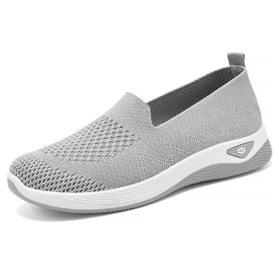 Slip-on Mother's Shoes Soft Sole Lightweight Old Beijing Cloth Shoes Shallow Mouth