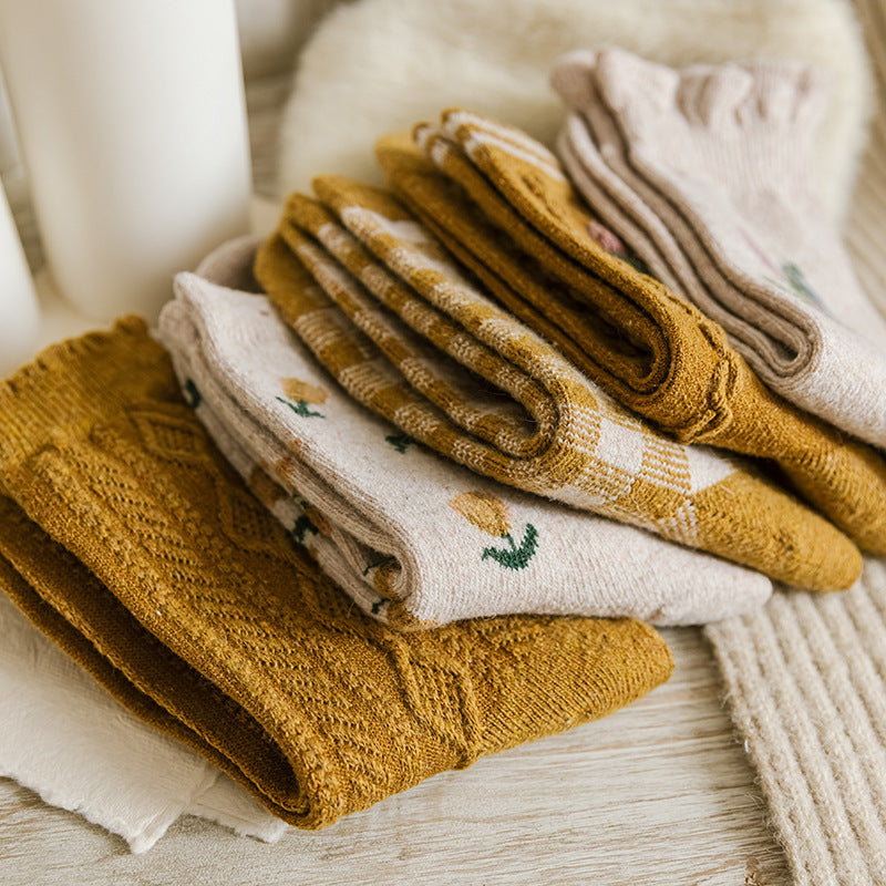 Golden Retro Tulip Mid-tube Socks Warm And Thick