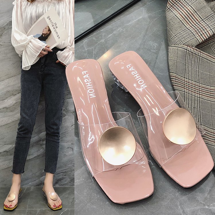 Outer wear female sandals with thick heels
