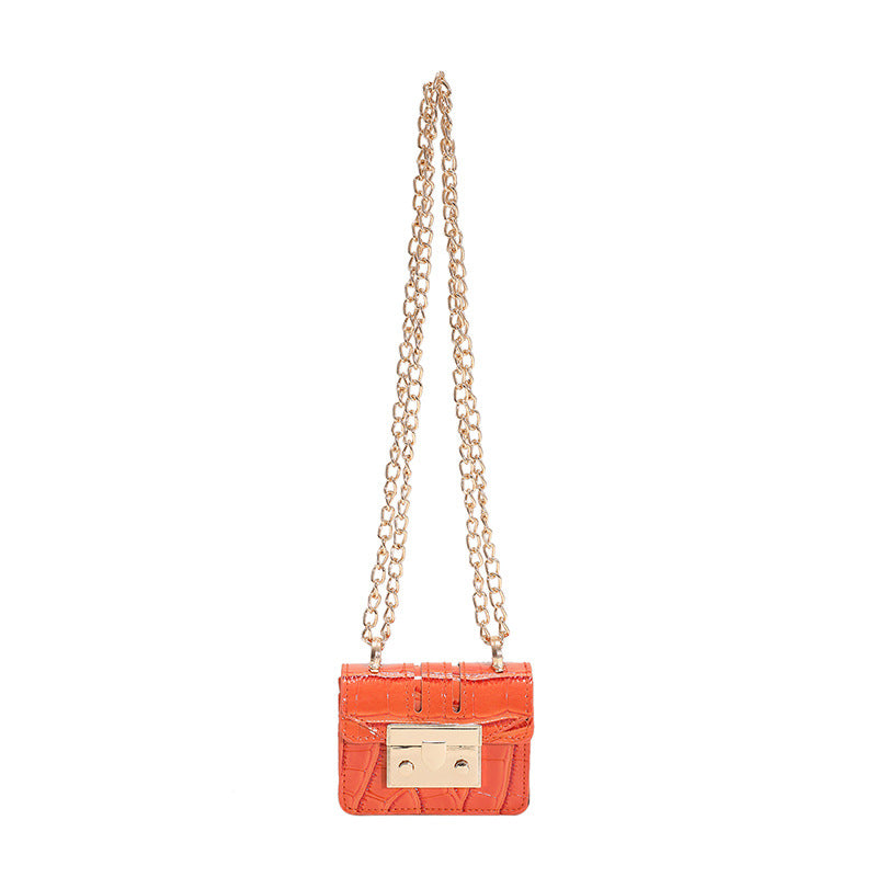 New Trendy Patent Leather Fashion Chain Messenger Bag