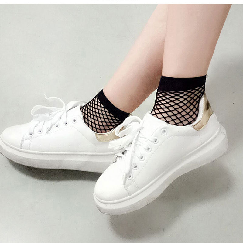 Fashion Fishnet Encrypted Medium And Short Tube Big Eye Socks