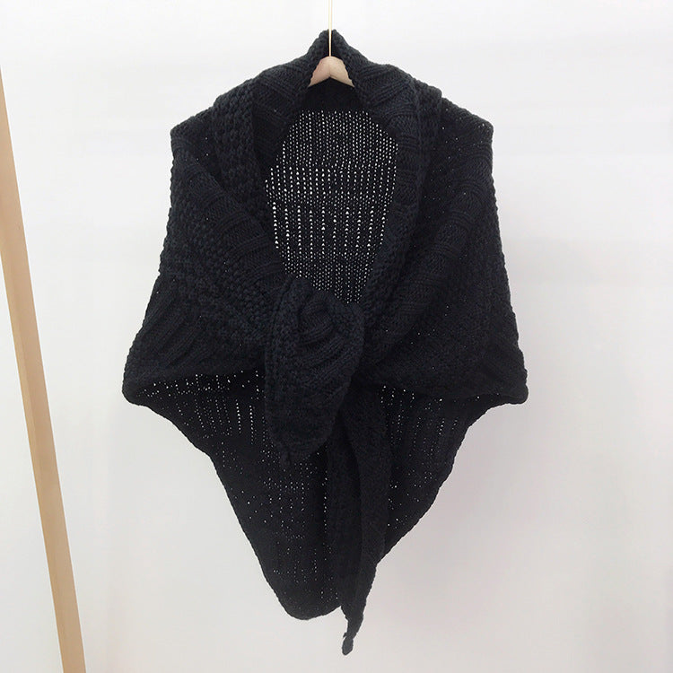 Good With Air-conditioning Triangle To Keep WarmWith Scarf Outside