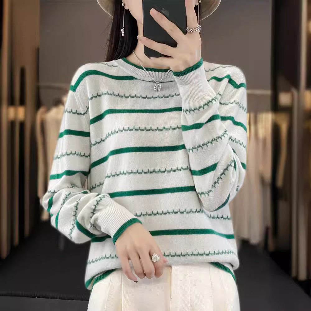 Womens Striped Long-Sleeve Sweater With A Crew Neck For FallWinter