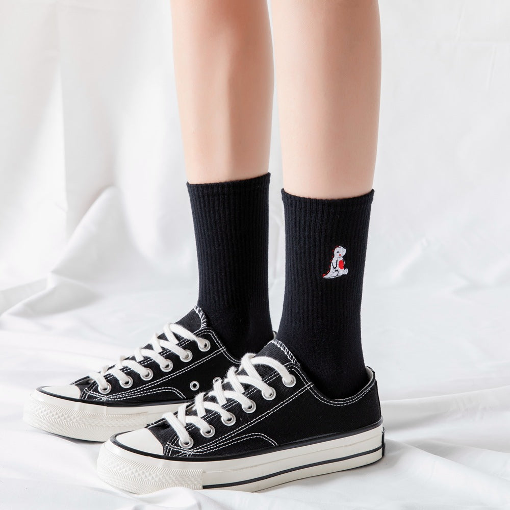 Women's Fashion Cartoon Embroidered Mid Tube Socks
