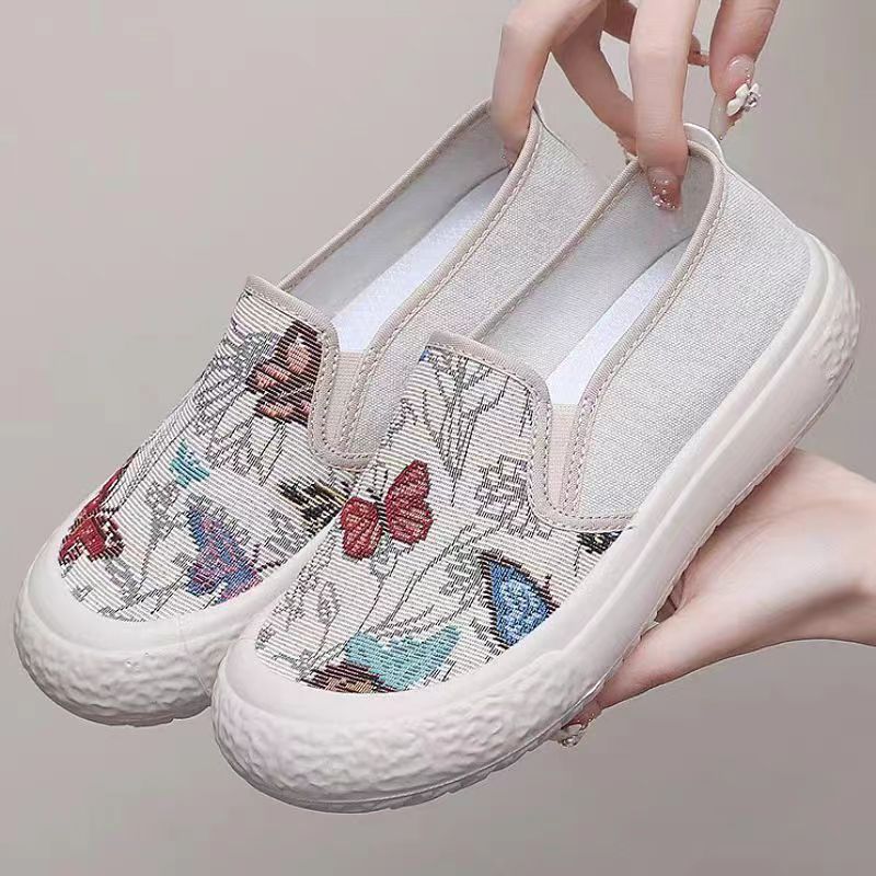 Old Beijing Slip-on Soft Bottom Canvas Shoes