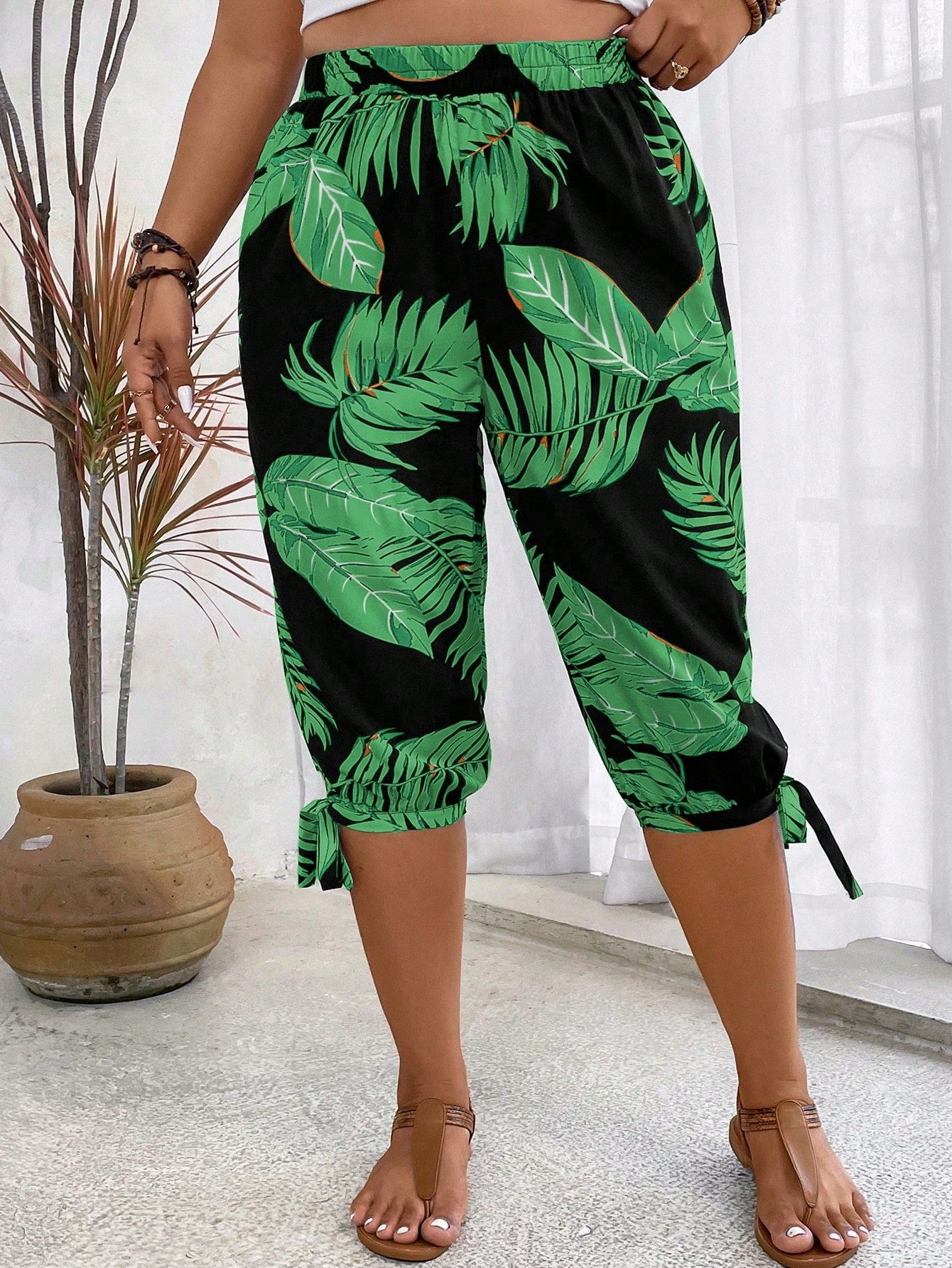 Plus Size Women's Printed Bandage Workout Leggings