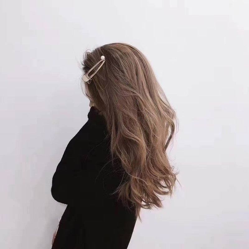 Bright light flawless flat round freshwater pearl hairpin