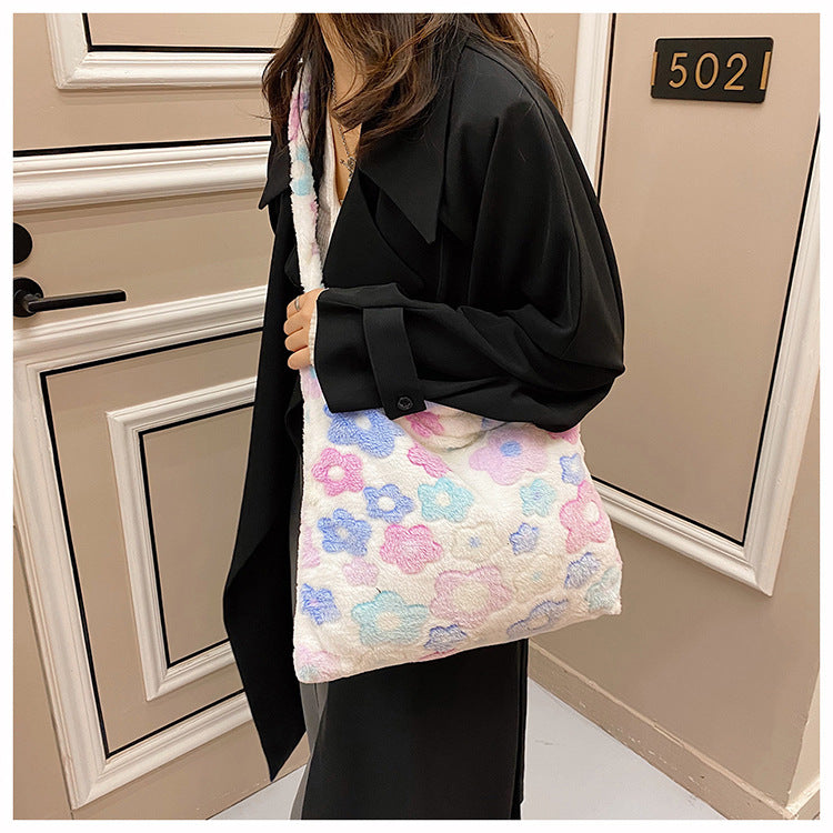 Women's Fashion Simple Plush Large Capacity Shoulder Bag