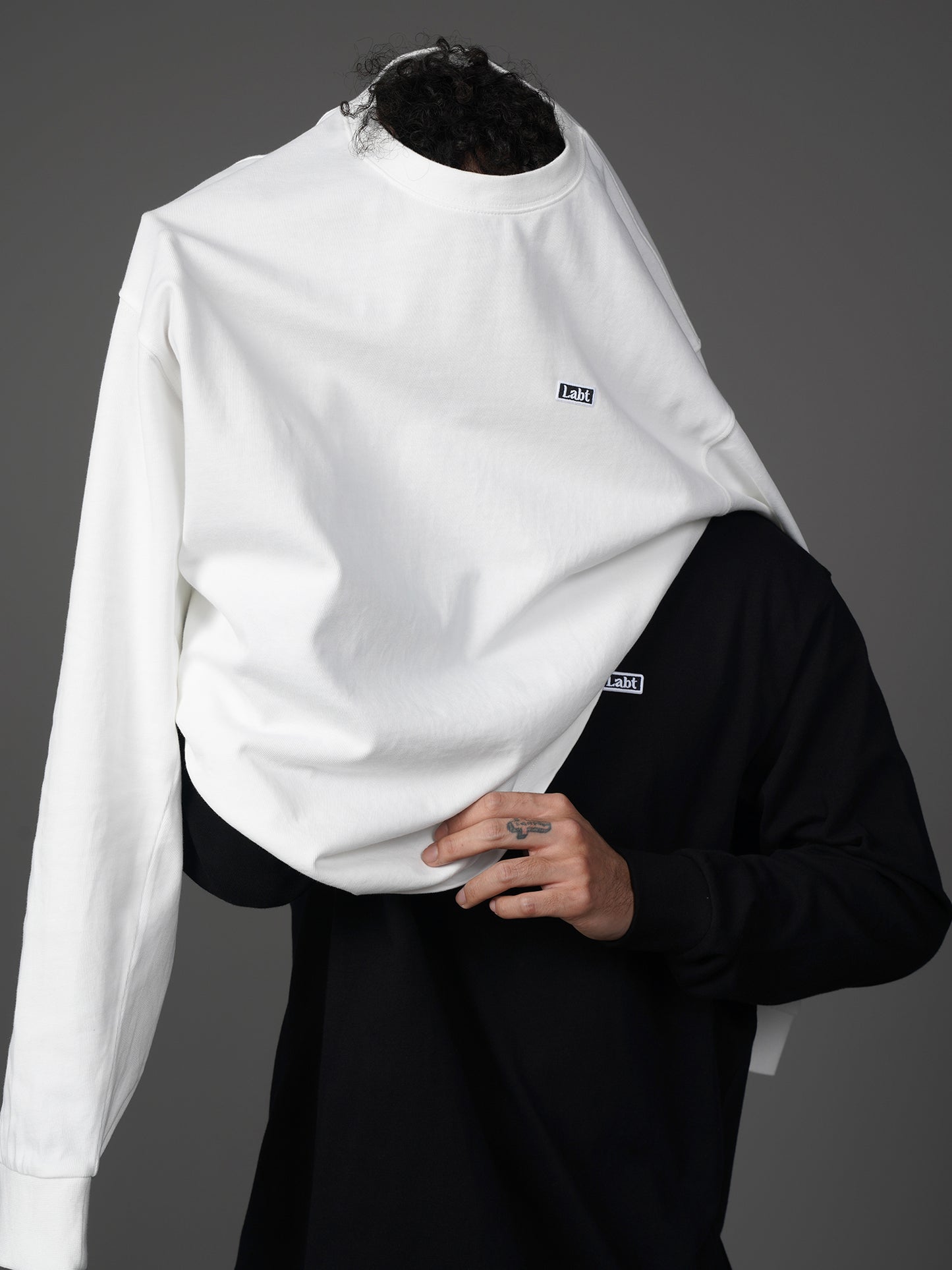 Solid Color Loose Couple Black And White Round Neck Bottoming Shirt