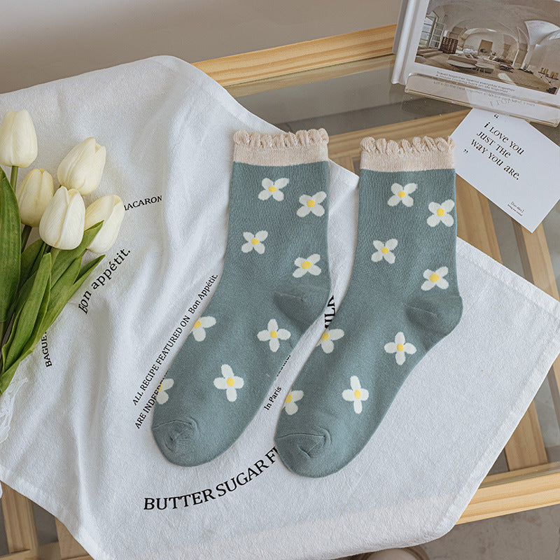 Women's Vintage Small Flower Mid-calf Ins Pure Cotton Breathable Socks