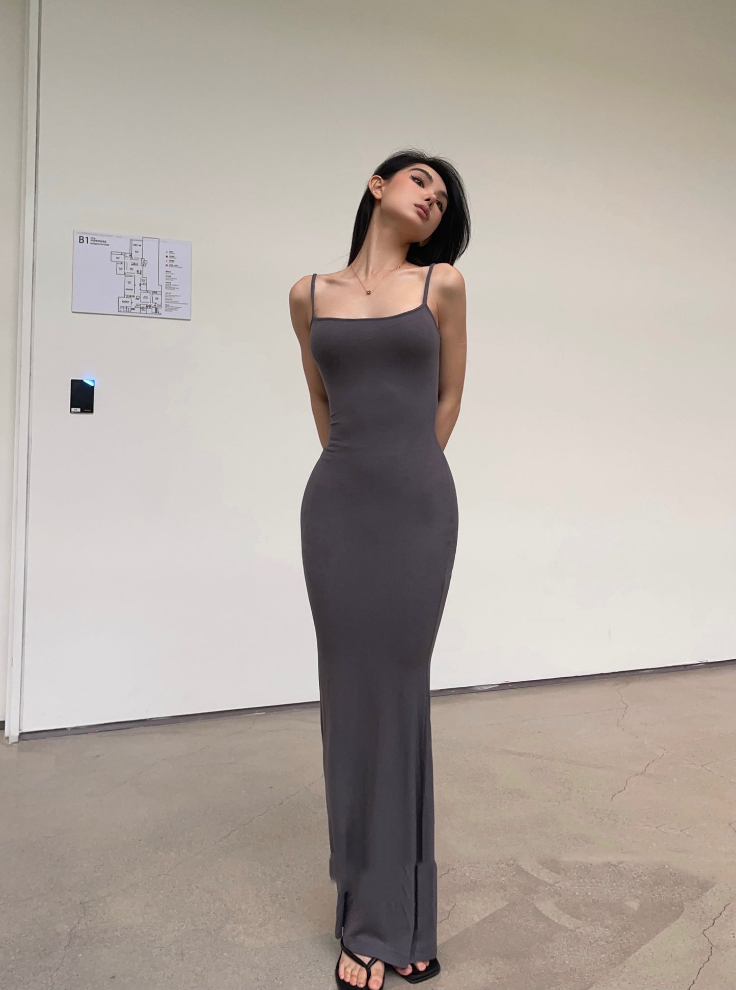 Slim Wrapped Hip Black Strap Dress For Women
