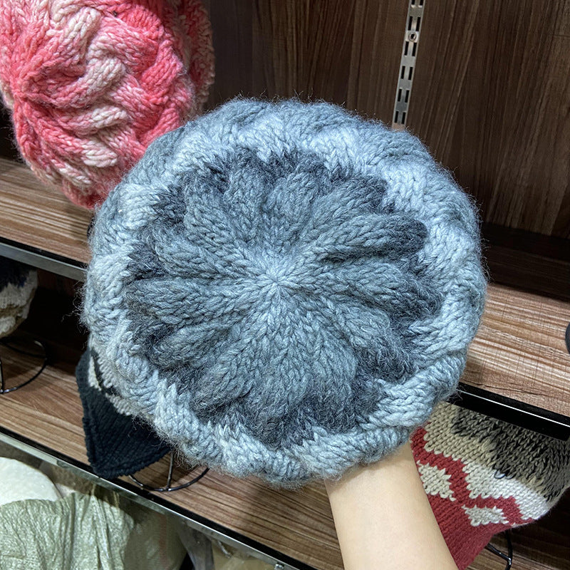 Women's Autumn And Winter Mixed Color Gradient Knit Beret Hat