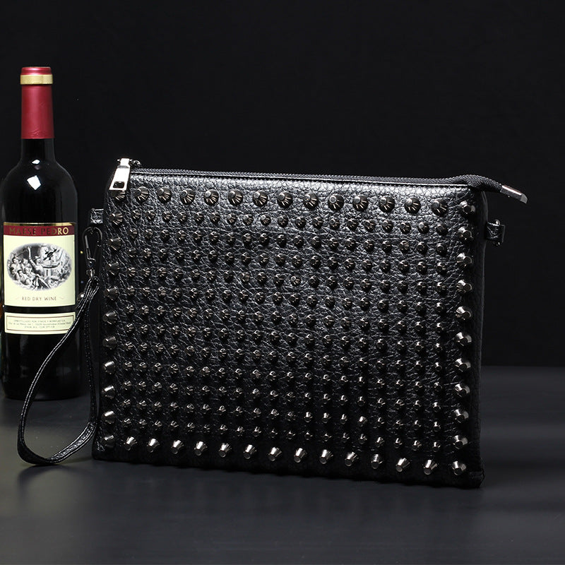 Personality rivet hand bag