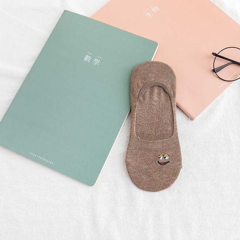 Funny embroidered shallow mouth invisible boat socks