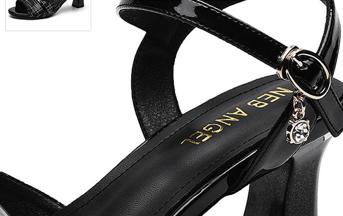 Women's Solid Color Golden Fish Mouth High Heels