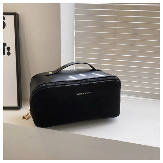 Minority Design Portable Large Capacity Suede Hand Bag