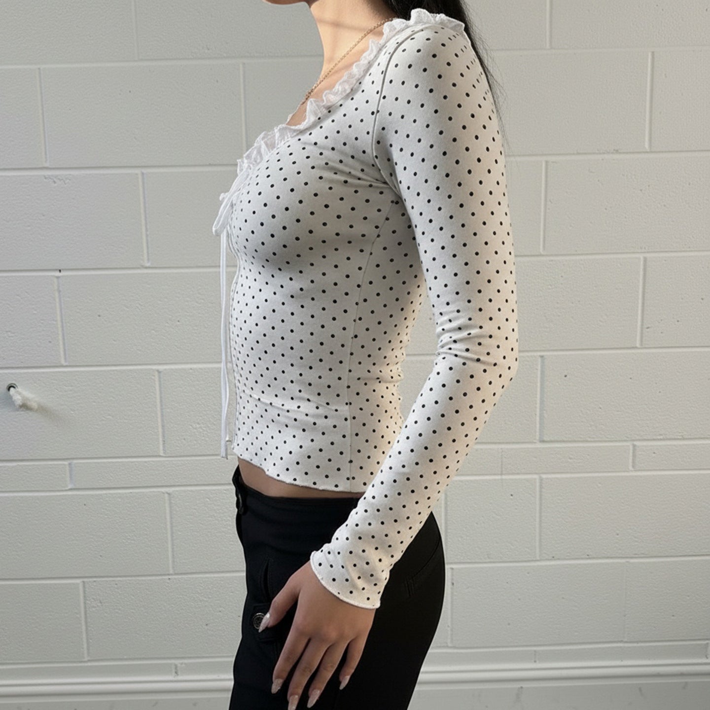 Womens New Arrival Ruffle-Trimmed Polka-Dot Long-Sleeve T-Shirt