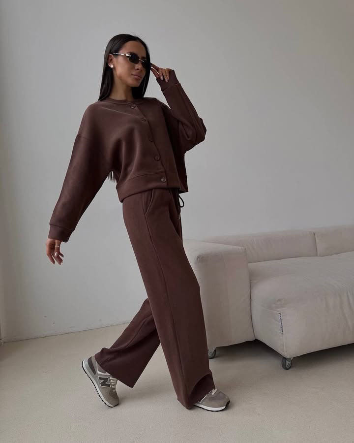 Thin O-neck Short Sweater Suit Women's Casual